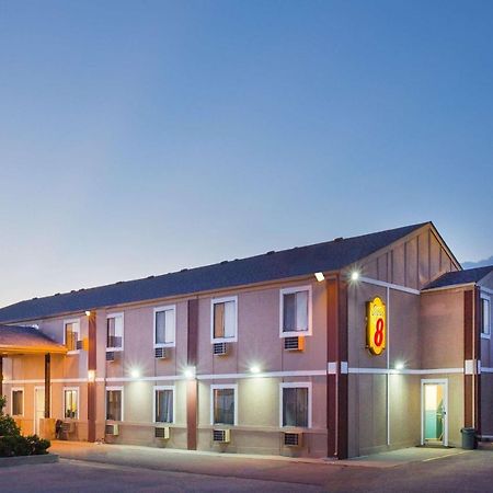 Super 8 By Wyndham Limon Hotel Exterior photo