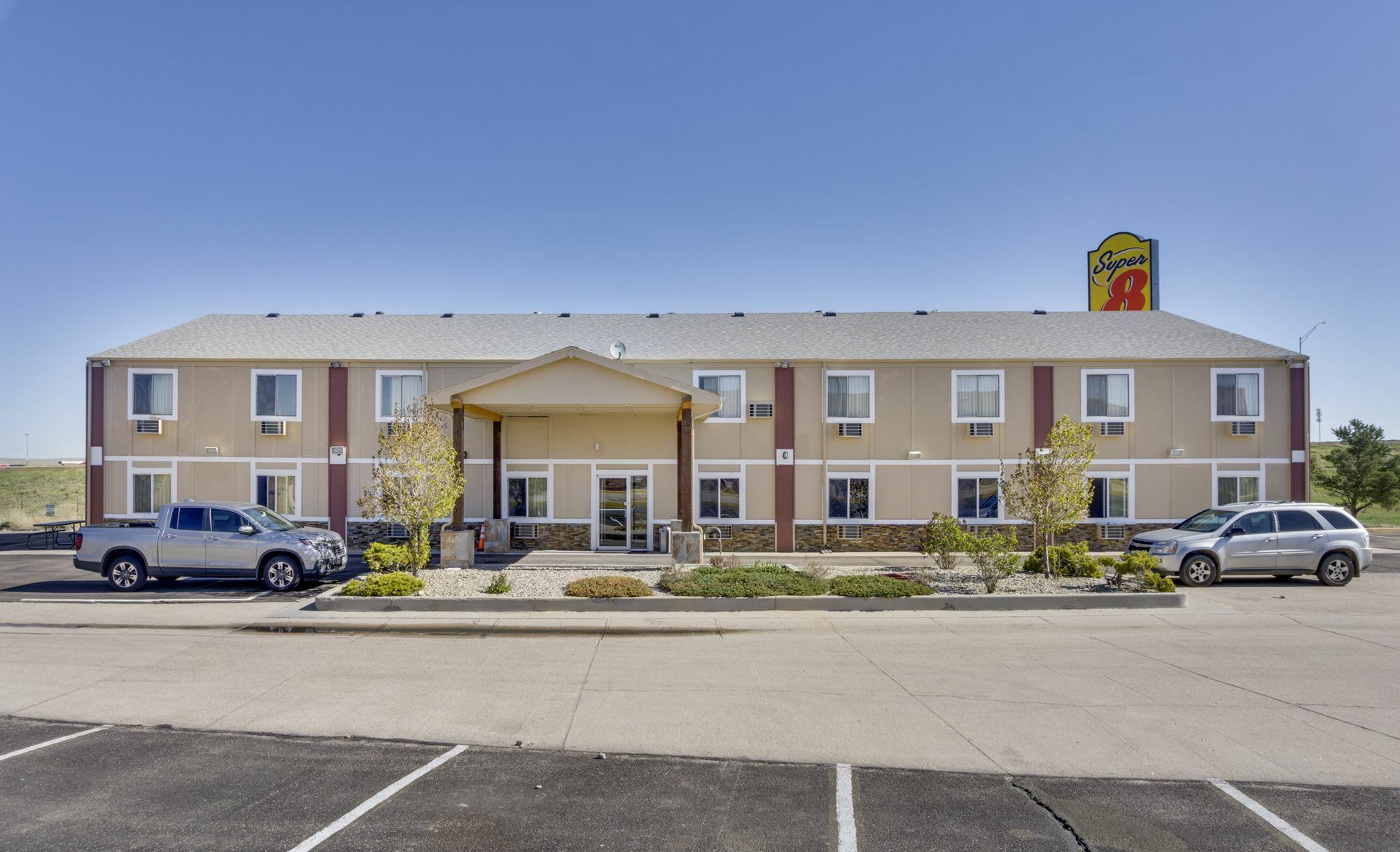 Super 8 By Wyndham Limon Hotel Exterior photo
